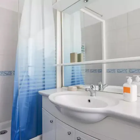 Renewed Flat Nice With View * Paris